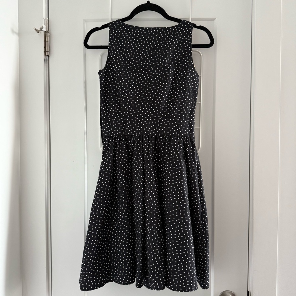 Black & white polka dot fit and flare dress with flower detail - size 4 (Small) - Picture 5 of 7